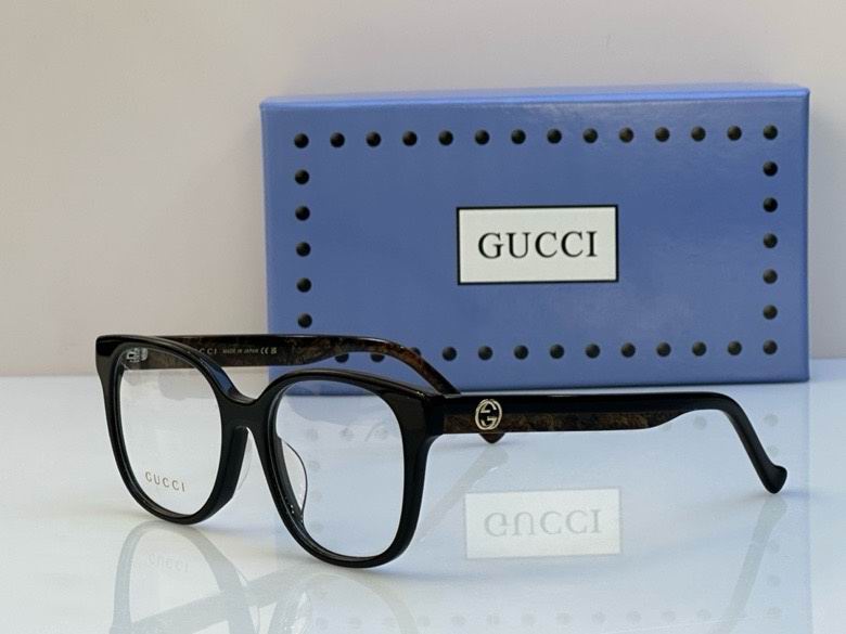 Gucci Plain Glasses (272)